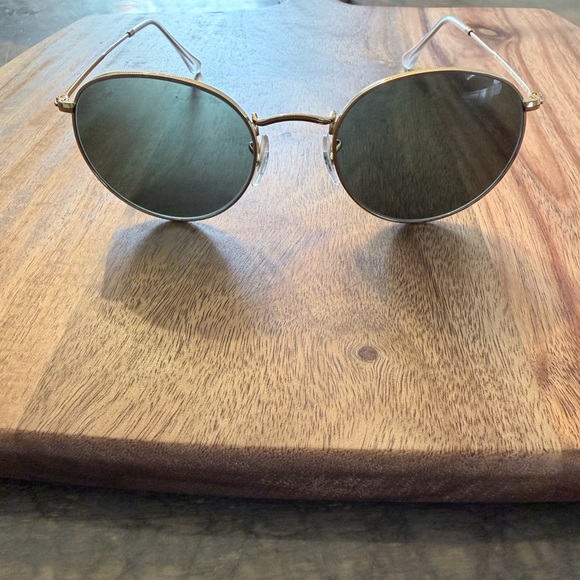 Ray-Ban Gold Frame Sunglasses with Dark Lenses main image 6